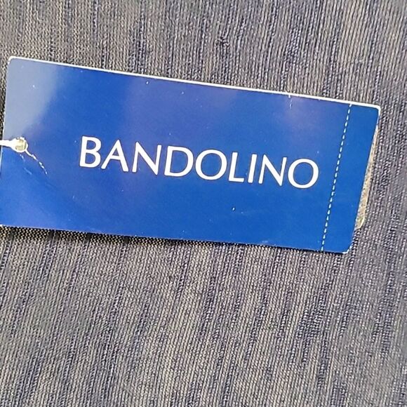 Bandolino Navy Blue Tunic Top with Embroidered Accents, Size Medium, NWT - Picture 6 of 8